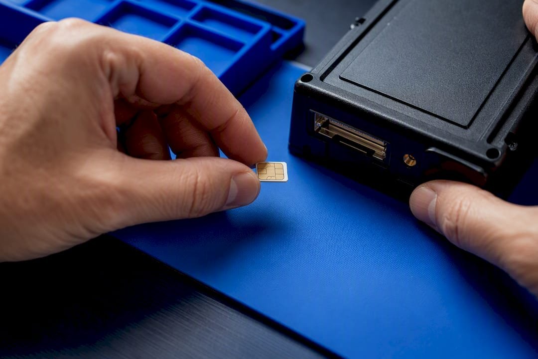 £5–£15 extra for 99% uptime: Multi network SIMs for UK fleets