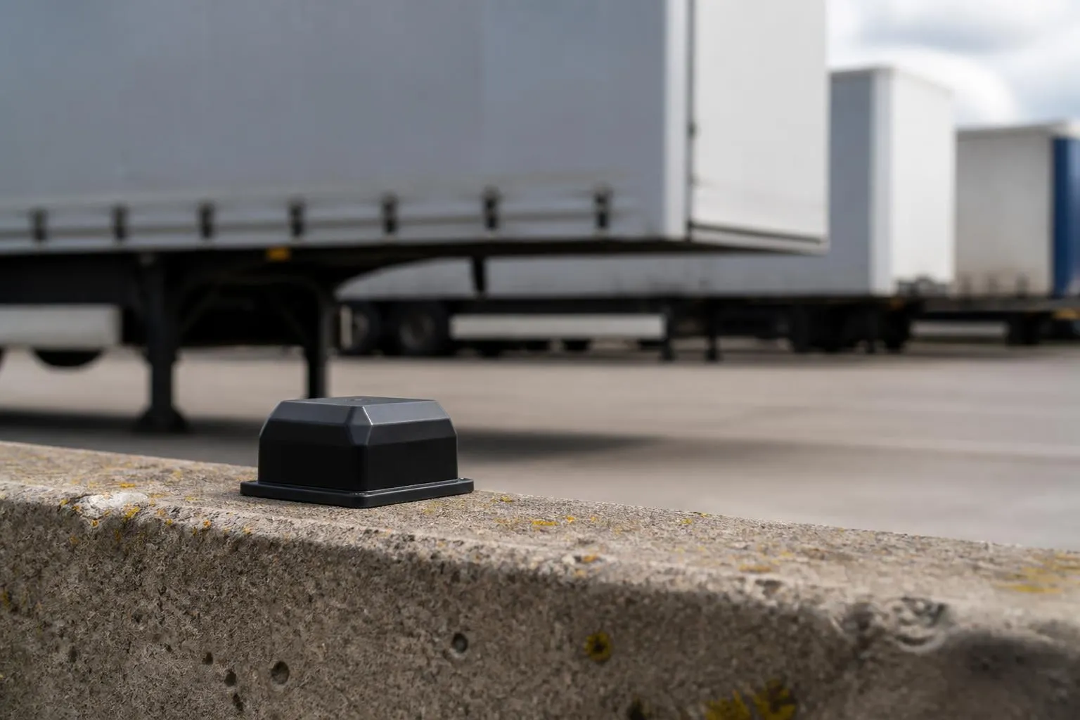 Trailer and asset tracking that cuts blind spots